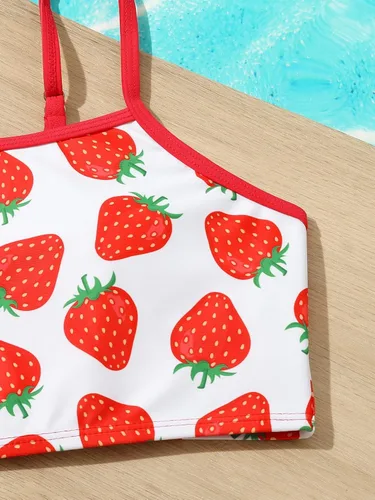 Vista 3 de WDIRARA Bikini de 3 piezas con estampado de fresas para niña, trajes de baño lindos con falda de playa