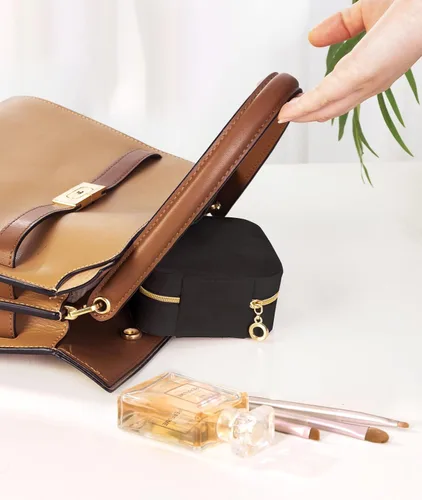 Vista 6 de Quatish Joyero de viaje, organizador de viaje de joyería, caja de joyería pequeña portátil para mujeres, mini estuche de joyería de terciopelo