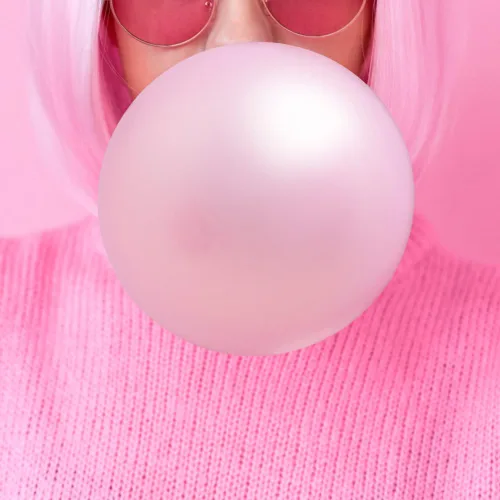 Vista 5 de HUBBA BUBBA Minis SKITTLES Paquetes de Chicle de Globo Saborizado Sin Azúcar, Chicle a Granel Paquete de 6 (240 Piezas)