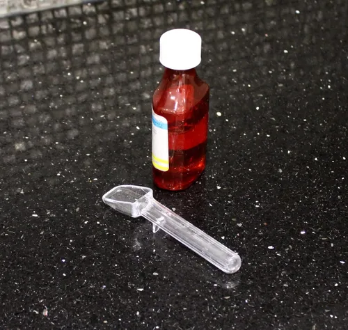 Vista 5 de Cuchara dosificadora de medicina líquida calibrada, paquete de 2 – 10 mL / 2 cucharaditas – Mediciones fáciles de leer sin BPA