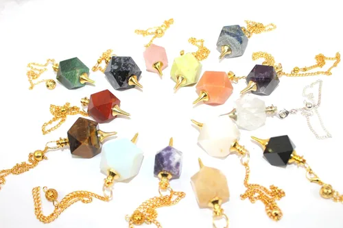 Vista 2 de Jet - Péndulo de cadena de oro hexagonal surtido, único, auténtico, péndulo curativo de chakras, piedra natural, equilibrio de chakras, radiestesia