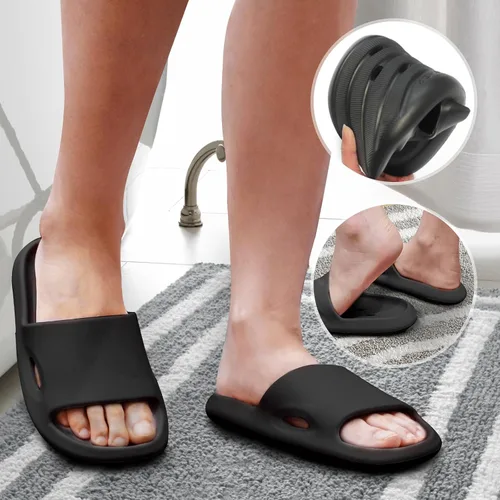 Vista 2 de Newbuty Zapatos de ducha para hombre, sandalias de baño antideslizantes para dormitorio universitario, artículos esenciales para la ducha, sandalias