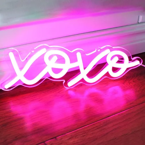 Vista 3 de XOXO - Letrero de luz LED de neón rosa para el día de San Valentín para pared de dormitorio, luces de neón para decoración de pared, letrero Xoxo