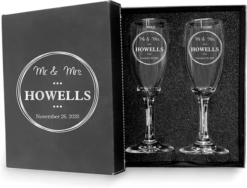 Vista 4 de Juego de 2 copas de champán personalizadas para boda grabadas con caja - Bride & Groom's Wedding Toast
