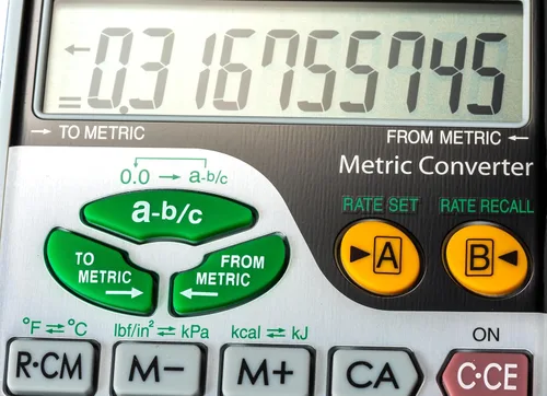 Vista 7 de Sharp EL344RB Calculadora de 10 dígitos con puntuación, convertidor métrico, pantalla LCD alimentada por energía solar, calculadora de bolsillo