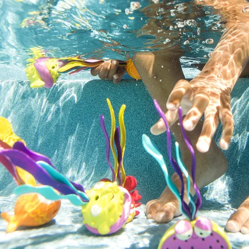 Vista 6 de B toys by Battat - Juguetes para piscina de animales marinos; incluye 1 red con forma de tiburón y 4 juguetes de agua para niños mayores de 3 años