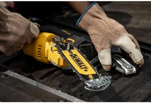 Vista 6 de Motosierra de Poda Inalámbrica Dewalt CRDLS 20V 8 Pulgadas DCCS623B