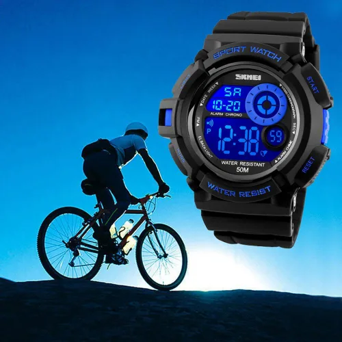 Vista 5 de SKMEI - Reloj digital para niños, impermeable, LED, 7 colores cambiables, luz de fondo suave, PU