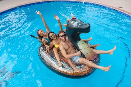 Vista 3 de Poolcandy Gigantic Inflatable 2 to 3 Person Pool, Beach, and Lake Swim rafts