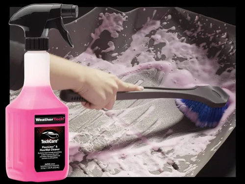 Vista 3 de WeatherTech TechCare - Kit de limpiador/protector para revestimientos de suelo y tapetes