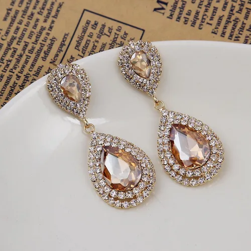 Vista 5 de Miraculous Garden Conjunto de joyería de pendientes de gota de lágrima de cristal para mujer