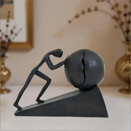 Vista 2 de Briskfeel Estatua de hierro de hombre con esfera, escultura de Sísifo de metal, decoración para el hogar y la oficina (B2 fuerte)