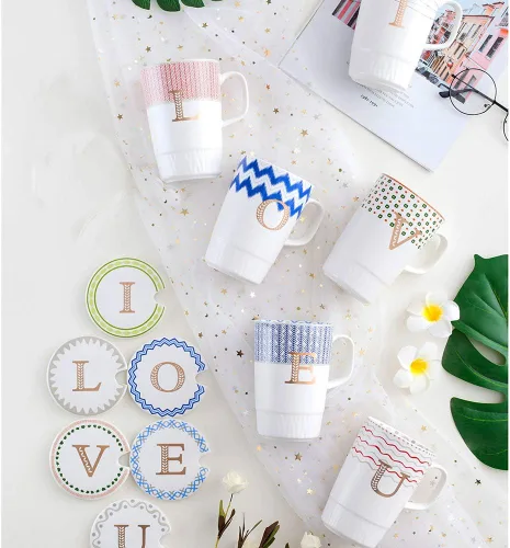 Vista 2 de Taza de café con iniciales doradas, regalos únicos de cumpleaños para mujeres, novedosas tazas personalizadas, regalo para ella, amigos, compañeros