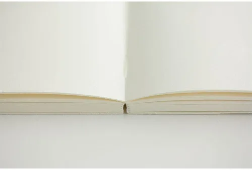 Vista 6 de Midori MD Cuaderno sin renglones, tamaño A5.