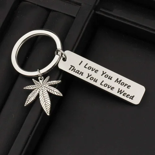 Vista 3 de FOTAP 420 regalo de joyería de marihuana con texto en inglés "I Love You More Than You Love", llavero de marihuana para novio (marihuana s), acero