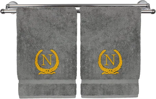 Vista 151 de Toalla de mano con monograma, regalo personalizado, 16 x 30 pulgadas, letra blanca bordada con diseño de corona en toalla negra, extra absorbente