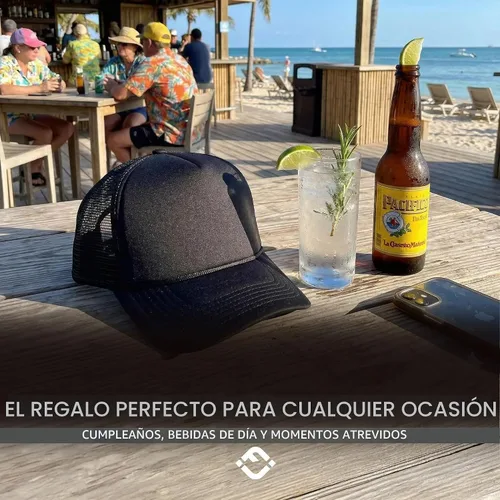 Vista 6 de Funky Junque Sombrero de camionero ligero Snapback de espuma de malla en Negro/Negro