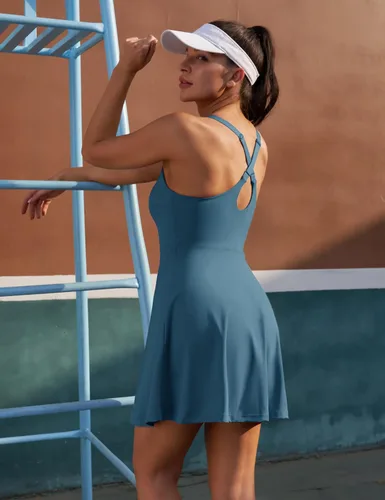 Vista 5 de IUGA Vestido de tenis para mujer, pantalones cortos integrados y brasier con tirantes ajustables, vestido de entrenamiento con bolsillos, vestidos