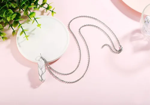 Vista 3 de XIANNVXI Collar con colgante de luna creciente envuelta en alambre con forma de árbol de la vida Collar con piedras de cristal curativo de reiki