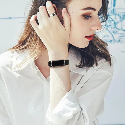 Vista 6 de Vanjua Correa de metal compatible con Fitbit Luxe, correa de repuesto ajustable de malla de acero inoxidable para Fitbit Luxe/Luxe edición especial