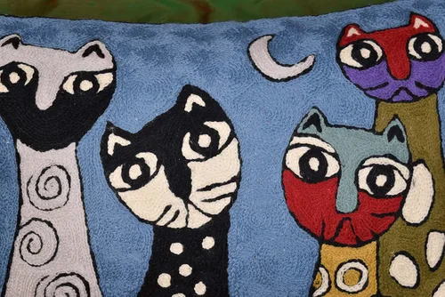 Vista 5 de Funda de almohada lumbar Picasso - Cojín abstracto de gatitos azules - Lana bordada a mano tamaño 14 x 20