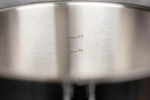 Vista 6 de Kuhn Rikon Duromatic Classic NEO - Olla a presión con mango lateral de 3,5 L, hecha en Suiza, ultrarrápida y eficiente energéticamente, base súper