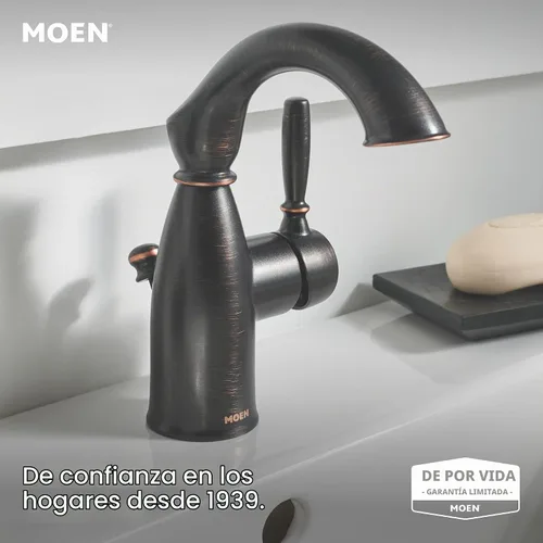 Vista 2 de Moen Sarona Bronce Mediterráneo de un solo mango y un solo agujero grifo de lavabo de baño rústico de estilo granja con placa de cubierta opcional