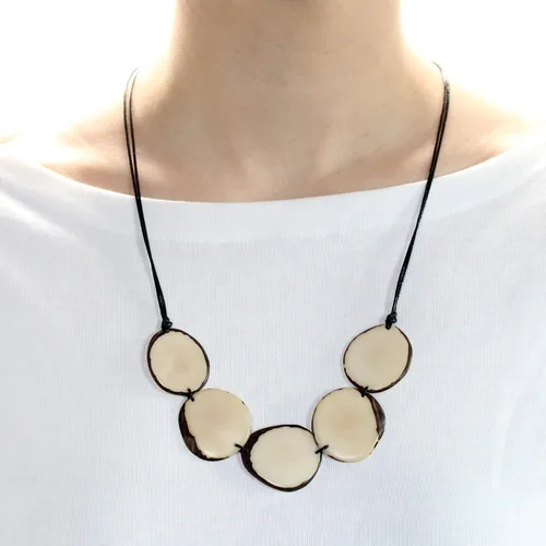 Vista 2 de Tagua Necklace Chips in Natural Ivory White Handmade Fairtrade, Adjustable Lightweight by Florama Natural Jewelry
