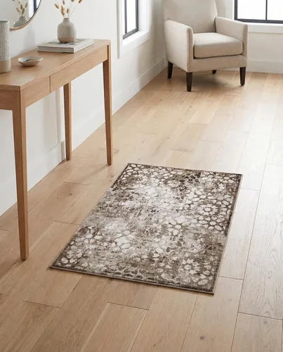 Vista 4 de Rugs.com Alfombra de la colección Monte Carlo, alfombra mediana marrón de 2 pies 2 pulgadas x 3 pies perfecta para salas de estar, comedores grandes
