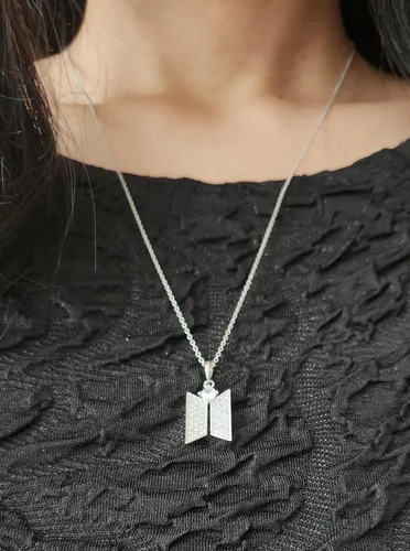 Vista 6 de Kpop BT-S Joyería Collar SKZ mercancía kpop merchandise K-pop merchandise Plata Oro Negro