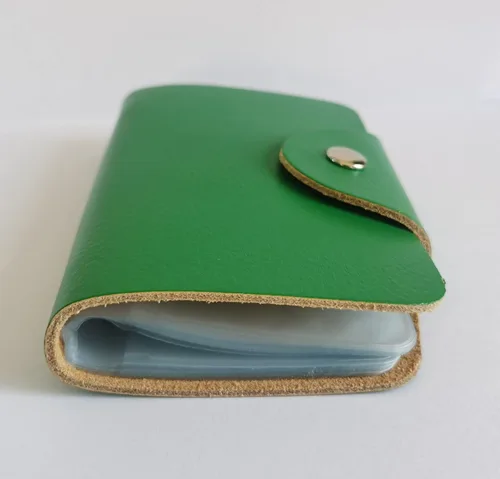 Vista 8 de Cartera para tarjetas de crédito, pequeña, de piel auténtica, 26 ranuras, para tarjetas, organizador para mujeres y hombres, Verde, Cartera