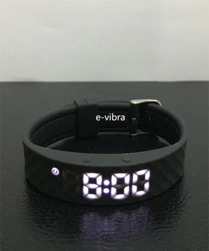 Vista 3 de Reloj de entrenamiento para ir al baño – Pulsera vibratoria silenciosa recargable – Reloj de recordatorio médico – con temporizador y 15 alarmas