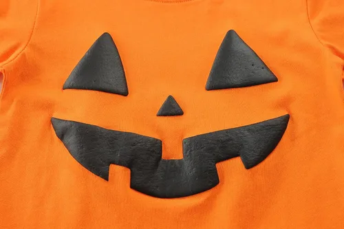 Vista 4 de Camiseta de manga corta para niños pequeños y niñas, con cara de calabaza que brilla en la oscuridad, esqueleto y camión, camiseta de manga corta