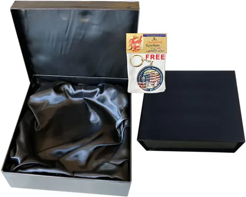 Vista 4 de AllGiftFrames Placa de nombre grabada personalizada con tarjetero de presentación, estuche personalizado único con pantalla de madera, soporte