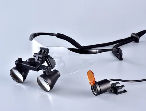 Vista 2 de (2.5 x 3 x 3.5 X opcionales) Songzi Optics - Las lupas dentales quirúrgicas quirúrgicas binoculares y faros delanteros LED vienen con un volante