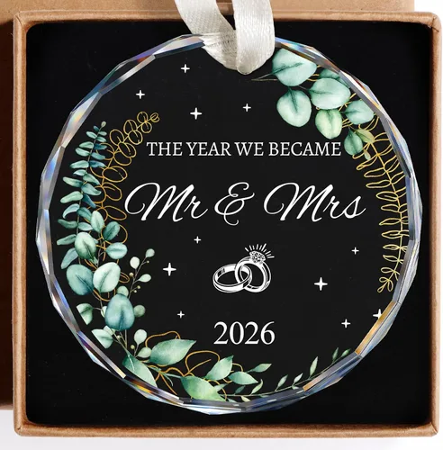 Vista 22 de Adorno personalizado para casados de primera Navidad 2026, regalos de compromiso para parejas, adorno de boda personalizado para recién casados