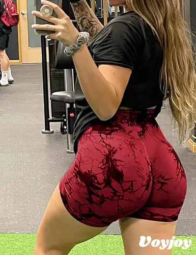 Vista 5 de VOYJOY Pantalones cortos de entrenamiento para mujer de 3.6 pulgadas, con levantamiento de glúteos, pantalones cortos de gimnasio sin costuras