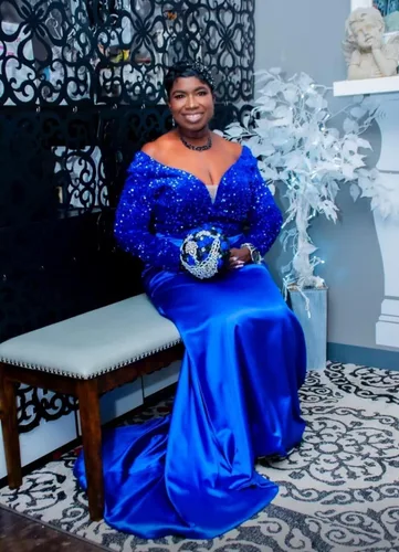 Vista 5 de Vestidos de fiesta de sirena de manga larga con lentejuelas para mujer, vestidos de noche formales de satén con cuello en V brillante 2024 con cola
