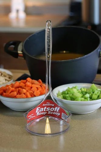 Vista 2 de Espumador de grasa - Separador de grasa eficiente para sopas, guisos y caldos - Elimina la grasa rápida y fácilmente - Fabricado en Estados Unidos
