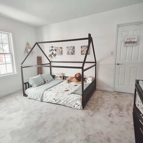 Vista 2 de Cama de casa Montessori para niños, Cama de piso para niños pequeños con rieles, Cama baja para niños pequeños, Cama de cabaña para niños, Cama