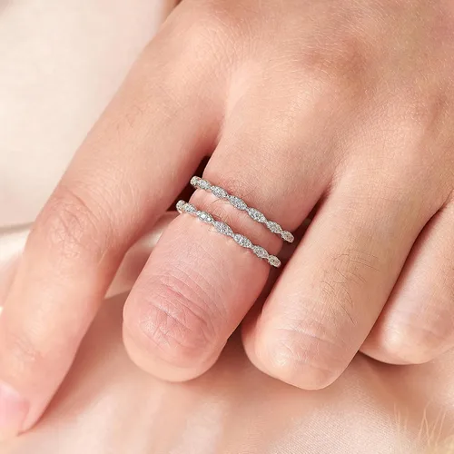Vista 7 de Anillo de boda trenzado de circonita cúbica para mujer, anillo de compromiso apilable de plata de ley 925 blanca, talla 4-12