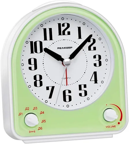 Vista 7 de Peakeep Reloj despertador analógico silencioso sin tictac, 7 sonidos de Negro