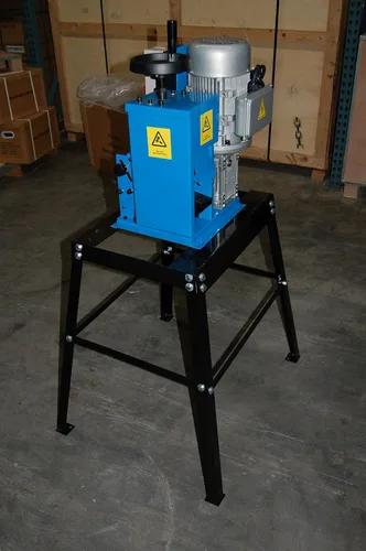 Vista 2 de OFERTA DEL PAQUETE STRiPiNATOR Modelo 60 Máquina peladora de alambre de cobre CON SOPORTE
