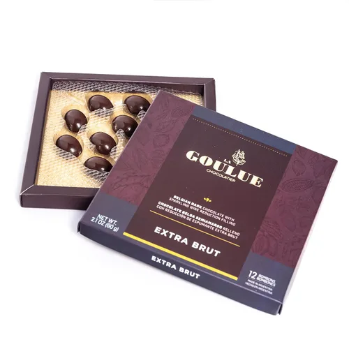 Vista 4 de Chocolate con Leche con Malbec Oscuro con Torrontes Oscuro con Champagne Extra Brut Oscuro con Cabernet Sauvignon Oscuro con Malbec Dulce