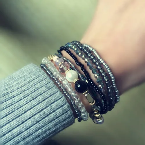 Vista 4 de MengPa Pulseras de cuentas para mujer, pulseras de cuentas bohemias de moda, paquete de joyas de amistad