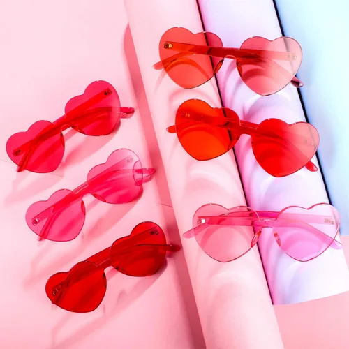 Vista 4 de Frienda 6 lentes de sol con forma de corazón rosa para fiestas y cosplay