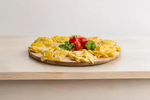 Vista 7 de Imperia Pastapresto Maker, potente máquina eléctrica de pasta de 120 V con motor, 100% fabricada en Italia, construcción de acero resistente con 6