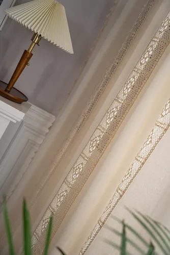 Vista 2 de vctops Cortina de ganchillo a cuadros con borlas y bolsillo para barra, cortinas de lino de algodón semitransparentes para ventana para sala