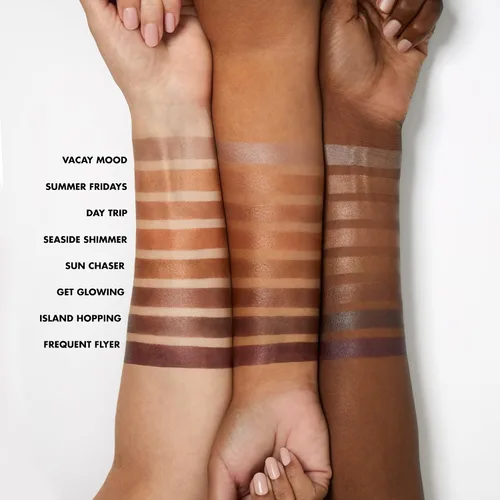Vista 4 de e.l.f. Bronceador de masilla luminoso, bronceador ligero de masilla a polvo para un acabado radiante, brillante, altamente pigmentado, vegano
