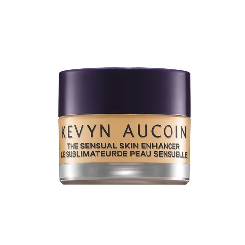 Vista 24 de Kevyn Aucoin The Sensual Skin Enhancer - Disponible en 16 tonos: unifica el tono de la piel. Fundación todo en uno, corrector, resaltado y contorno.